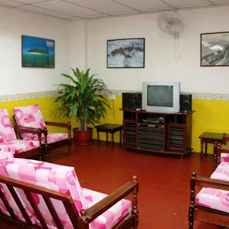 Stay In Lodge Кота-Кінабалу Екстер'єр фото